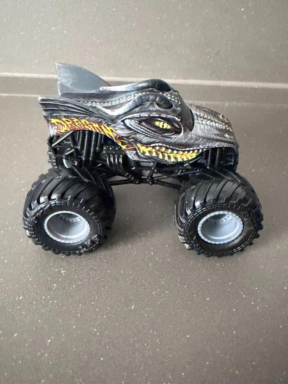 Monster Jam Series 5 Overcast Dragon Monster Truck (GUC)